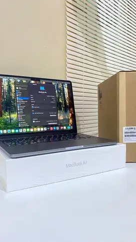 Macbook Air M2 13,6 Ex-Ibox Mulus Fullset