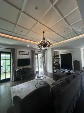 Rumah Cantik Full Furnished di PRV Parahyangan Rumah Villa