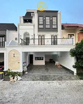 Rumah Mewah American Classic dalam Townhouse Jakarta Selatan