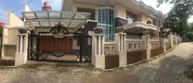 Rumah Lux 2 Lt di Candi Prambanan Tengah belakang Islamic Center