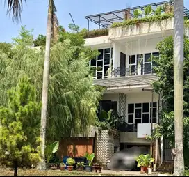 Rumah di Villa Cinere Mas 3½ lantai bangun mandiri
