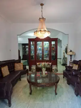 Dijual Rumah Siap Huni Manyar Tirtoyoso