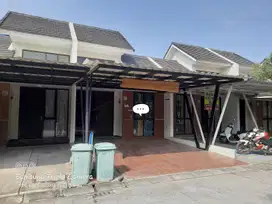 Dijual Oper Rumah Cluster Emeral Sepatan