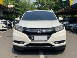 HONDA HR-V E AT PUTIH 2016