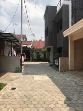 Kontrakan kontrakkan rumah jaksel jakarta selatan dekat halte busway