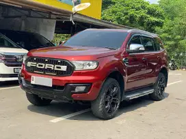 FORD EVEREST TITANIUM 2.2 AT MERAH 2015