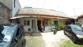 KONTRAKAN 10 PINTU DI PASAR REBO