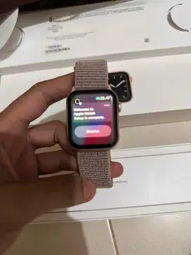 Apple watch 5 44mm rose gold