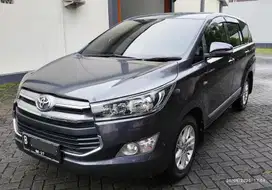 Innova 2.0 V Luxury A/T 2017