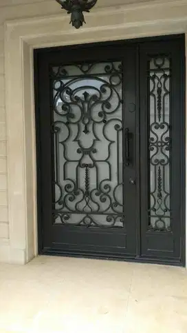 model pintu besi