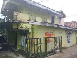 Rumah 2 tingkat Kosongan