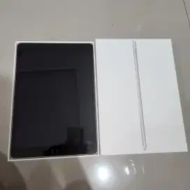 Second IPAD Gen 9th WIFI ONLY 64GB SILVER