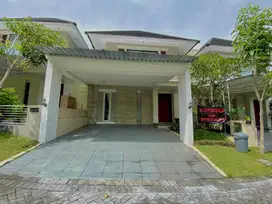 Disewakan Rumah Mewah 2 Lantai di Kawasan Elite Jogja - Dekat UMY!!