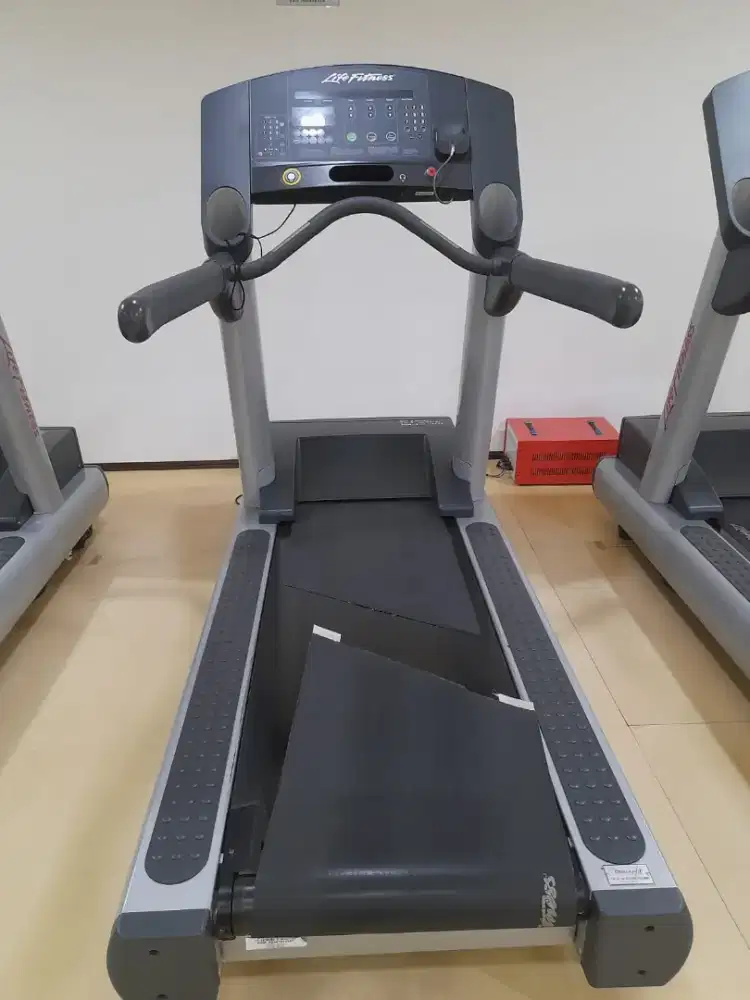 Service treadmill dan alat gym
