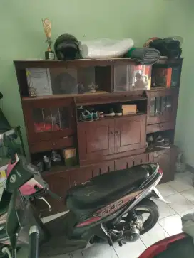 Jual Cepat Lemari Bufet Jati Lawas