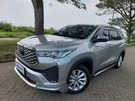 Toyota Kijang Innova 2.0 Zenix V HV CVT Hybrid OTOMATIS 2024 NACQ