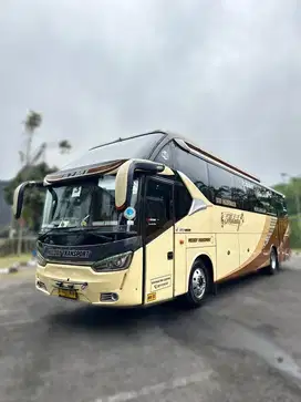 Dijual Bus Pariwisata Hino RK8 R260 Karoseri Laksana SR2 HD Prime 2018