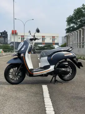 Honda SCOOPY SPORTY 2023 KM RENDAH