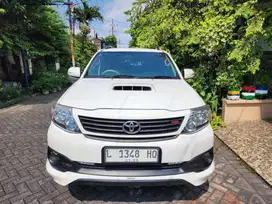FORTUNER VNT TRD DIESEL 2014 PUTIH MATIC