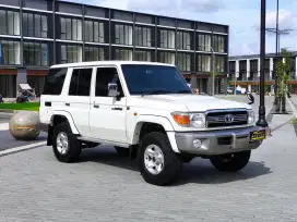 Land Cruiser 4.0, MT, 2015, bensin