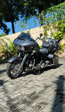 Harley Davidson ROAD GLIDE ULTRA CVO FLTRUSE, th 2016,odo 11 rb miles