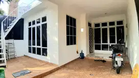 Dijual Rumah 1,5 lt Sudah renov Rapi Siap huni di Sektor 1C GS