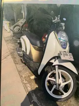 Honda scoopy 2011