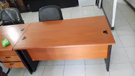 MEJA KANTOR 140cm panjang