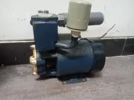 Pompa pendorong pompa otomatis Shimizu PS 135 E otomatis bekas oke
