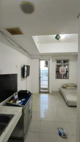Di sewakan apartemen green lake Sunter studio unfurnish