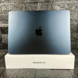 MACBOOK AIR M3 16/256 Baterai 100% mulus like new