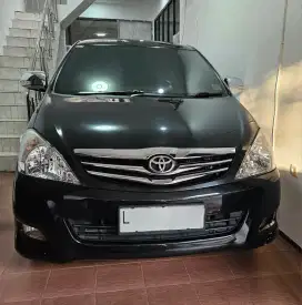Toyota Kijang Innova 2010 V/AT 2.0 VVTi