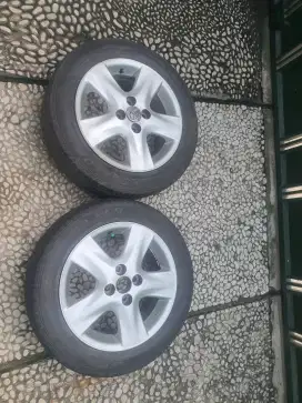 Velg OEM Yaris R15 PCD 4x100