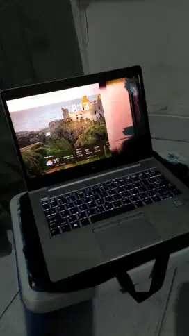 Laptop second pemakaian rumah