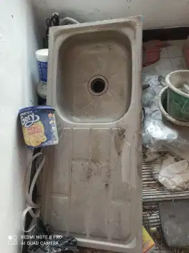 Toilet dan wasfatel bekas kondisi bagus