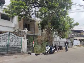 DIJUAL 1 Unit Rumah Lokasi Strategis di wilayah Jakarta Timur