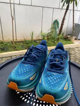 JUAL HOKA ORIGINAL MILEAGE KECIL, BUAT KAMU YANG MAU MULAI LARI!
