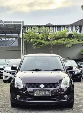 KM 80rb!!
Suzuki Swift ST 2009 Manual
