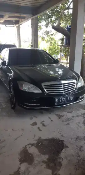 Sewa mobil lepas kunci