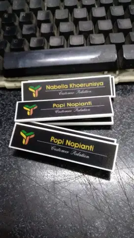 NAME TAG AKRILIK PRINT UV