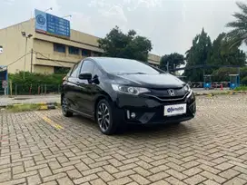 TDP 10JT Honda Jazz 1.5 RS Bensin-AT Merah 2016