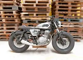 SUZUKI GSX250 CUSTOM