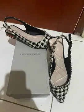 Jual sepatu sandal