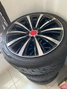 Dijual velg r17 ban masih tebal