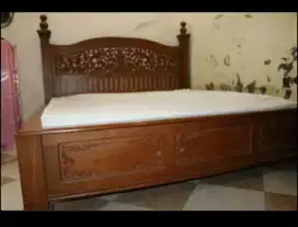 Ranjang/Dipan Kayu Jati Ukir Classic 180
