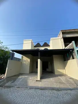 Rumah Baru 2 Lantai di Perumahan Putri Juanda Sedati Sidoarjo
