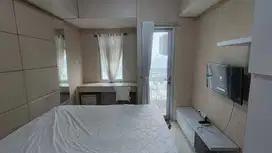 Di sewakan apartemen green lake Sunter tipe studio furnish