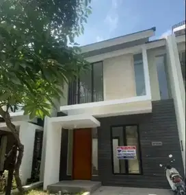 Dijual Rumah Northwest Lake CItraland