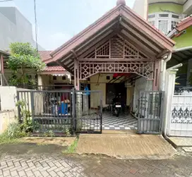 Jual rumah hitung tanah di perum Harapan Baru Taman Bunga, Cimanggis