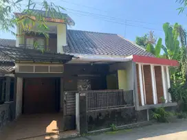 BU! RUMAH 2 LANTAI DEKAT STADION MAGUWOHARJO, SLEMAN